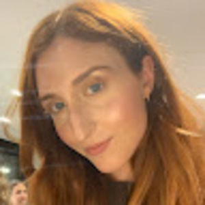 Meet your Posher, Dana